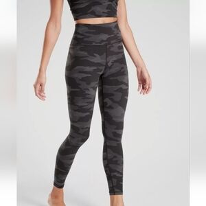 ATHLETA Camo Contender 7/8 Tight Black Grey. Size XS NWT